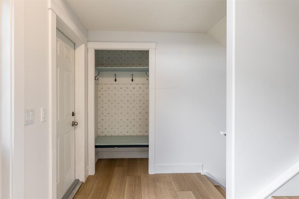 15 Vista Court SE