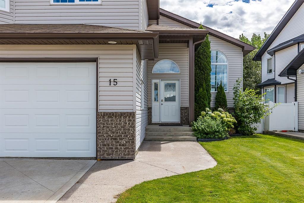 15 Vista Court SE