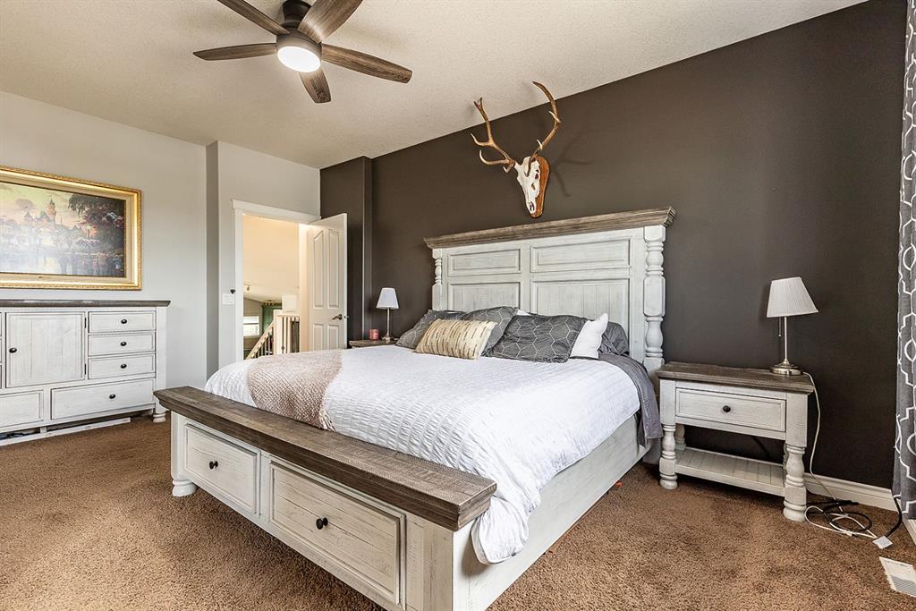 15 Vista Court SE
