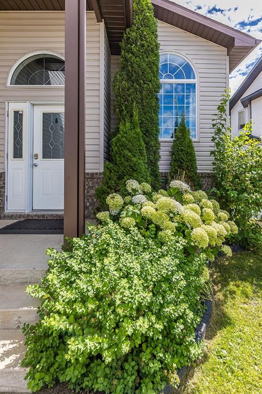 15 Vista Court SE