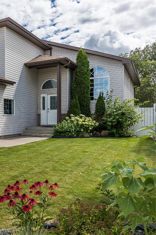 15 Vista Court SE