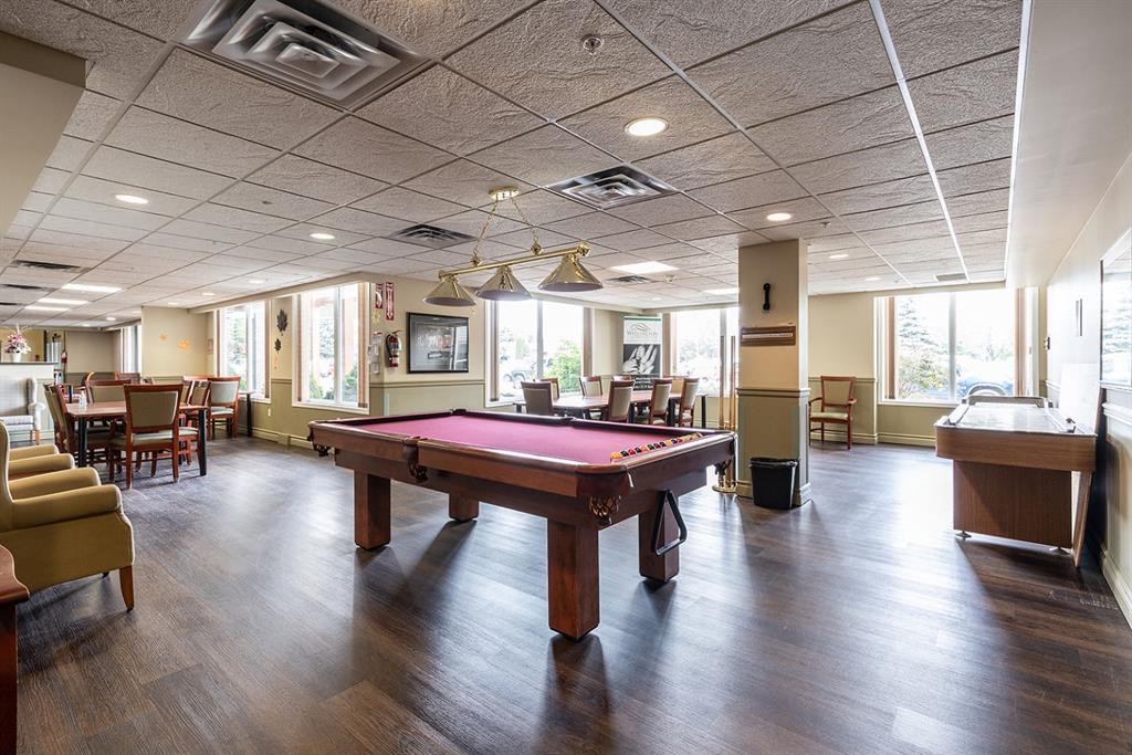 1595 Southview Drive SE Unit: 215