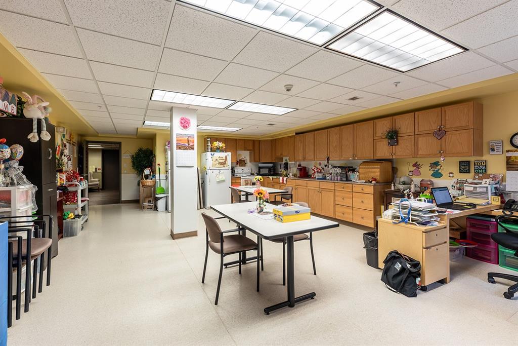 1595 Southview Drive SE Unit: 215