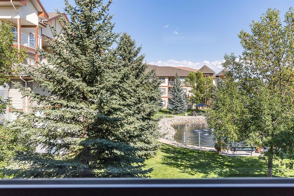 1595 Southview Drive SE Unit: 215