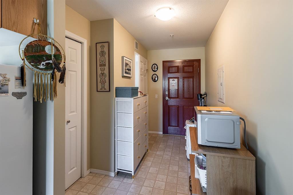 1595 Southview Drive SE Unit: 215