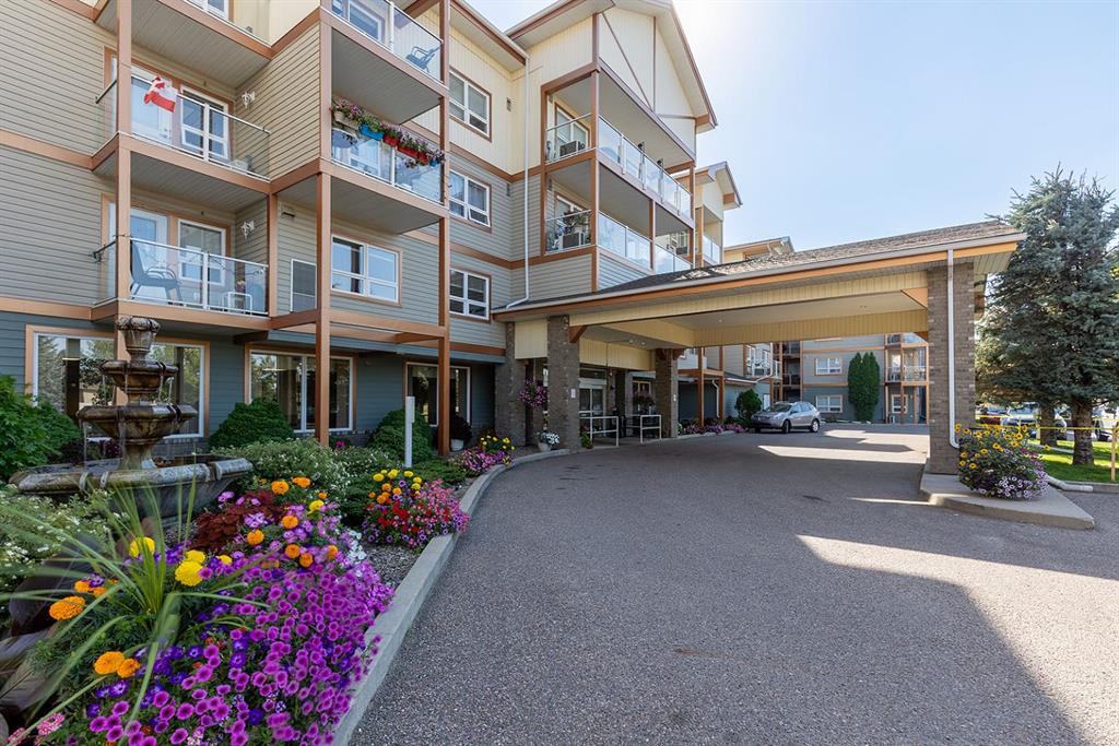 1595 Southview Drive SE Unit: 215