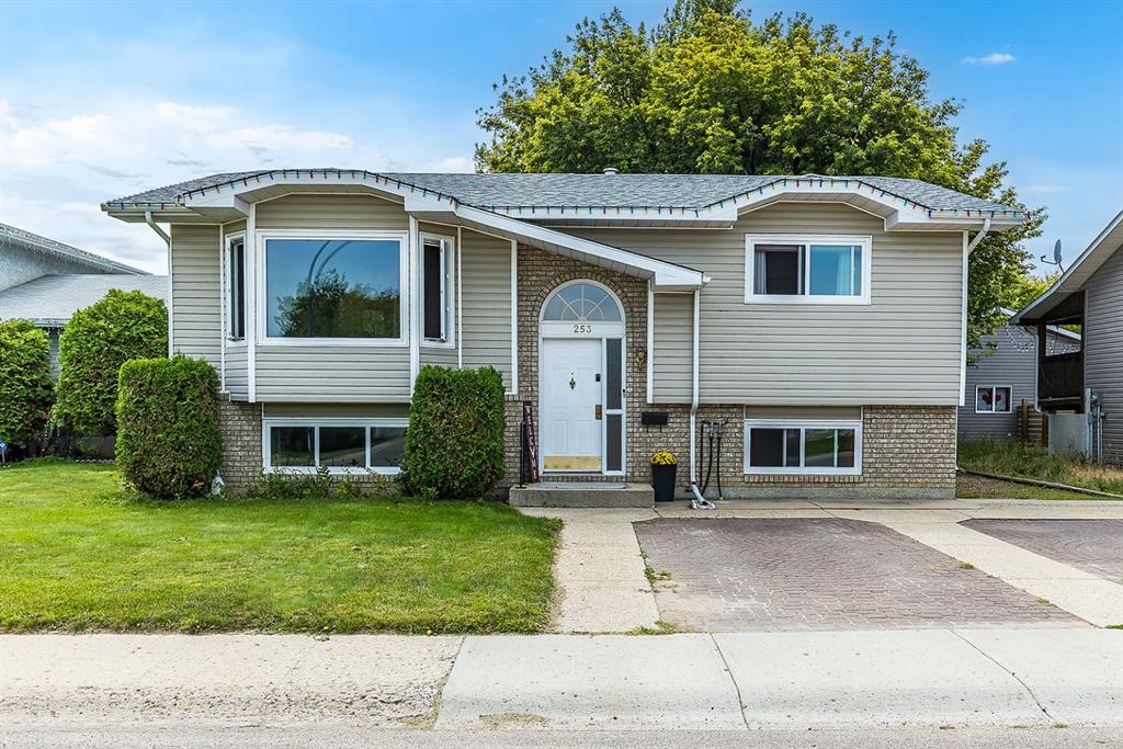 253 Sprague Way SE