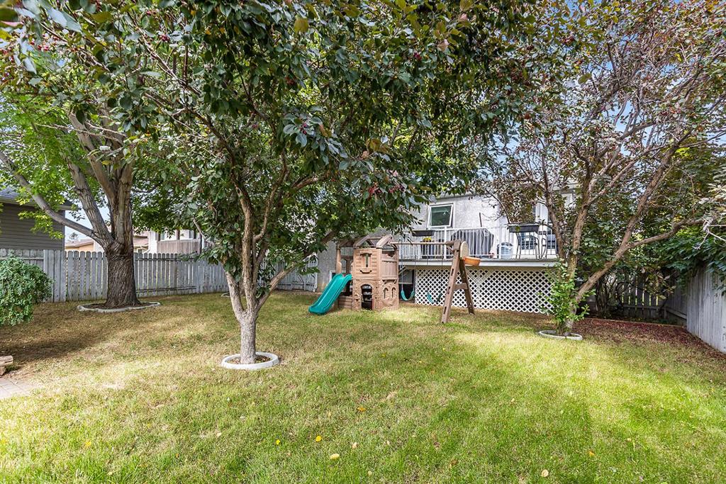 253 Sprague Way SE