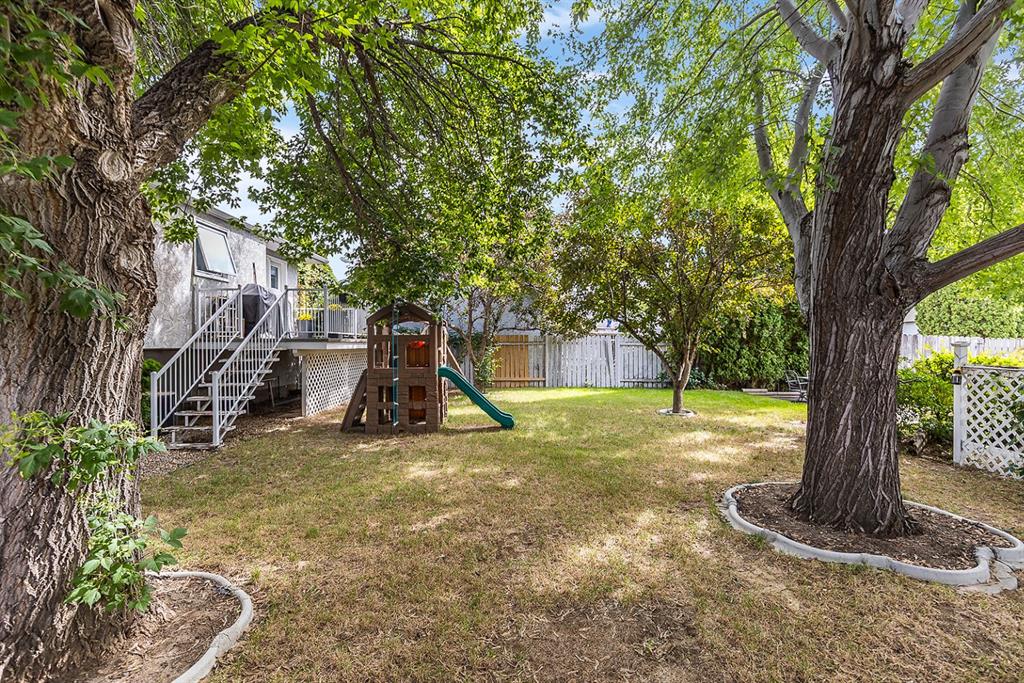 253 Sprague Way SE