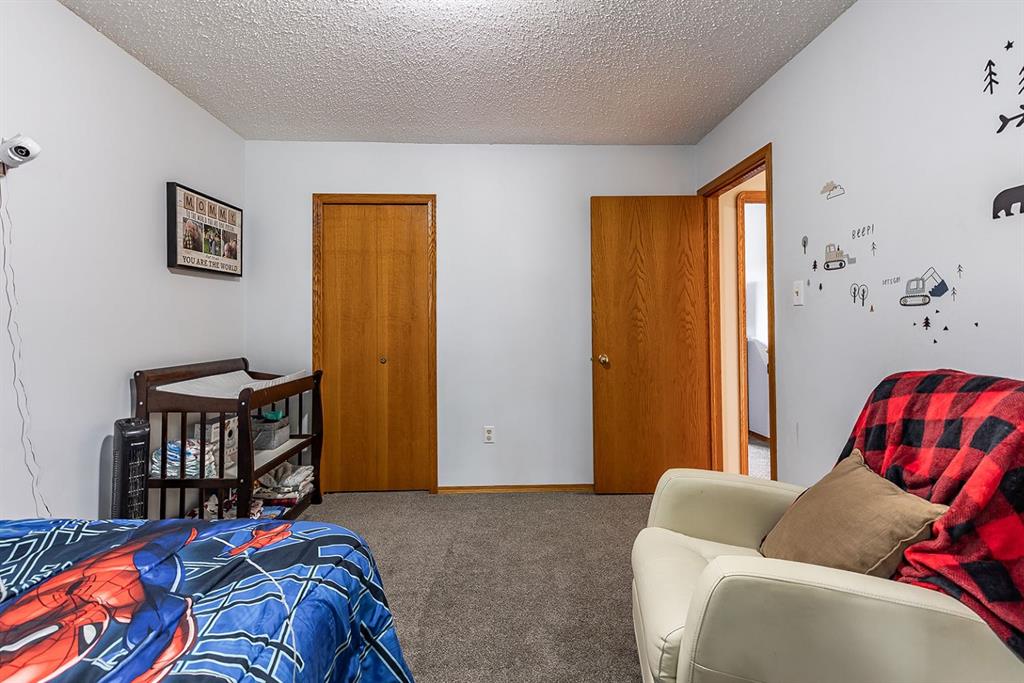 253 Sprague Way SE
