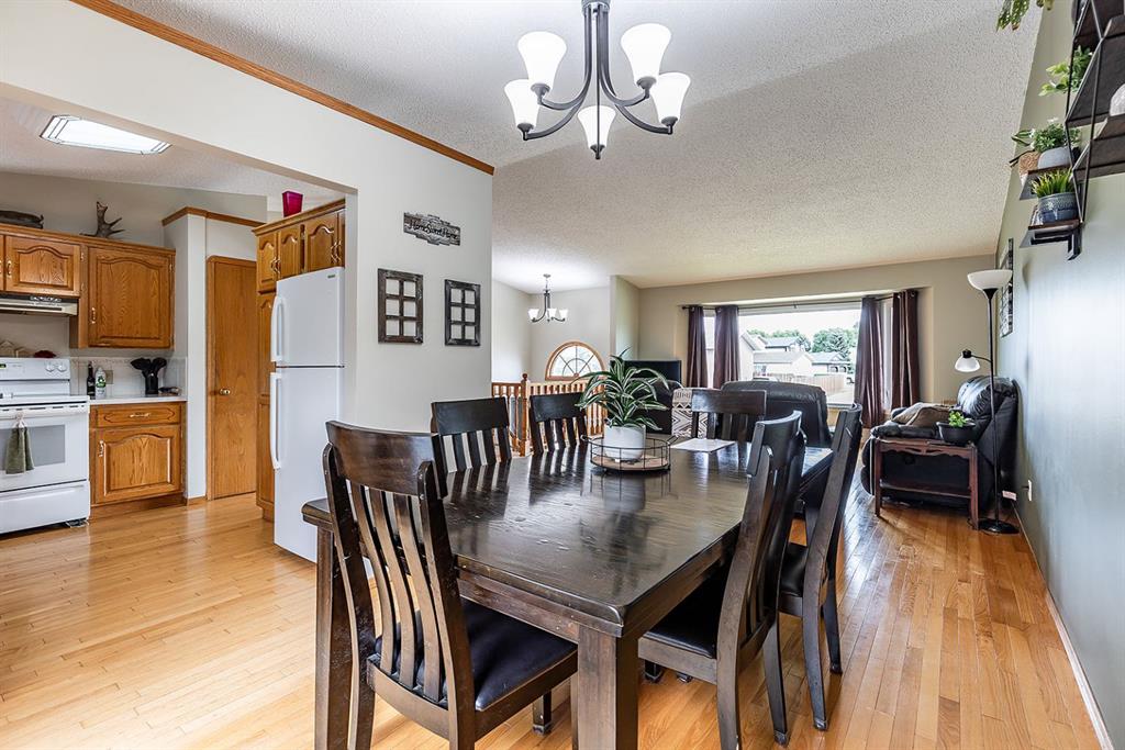 253 Sprague Way SE