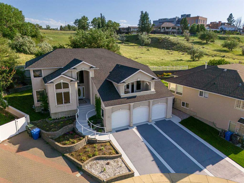 23 Chinook Place SW