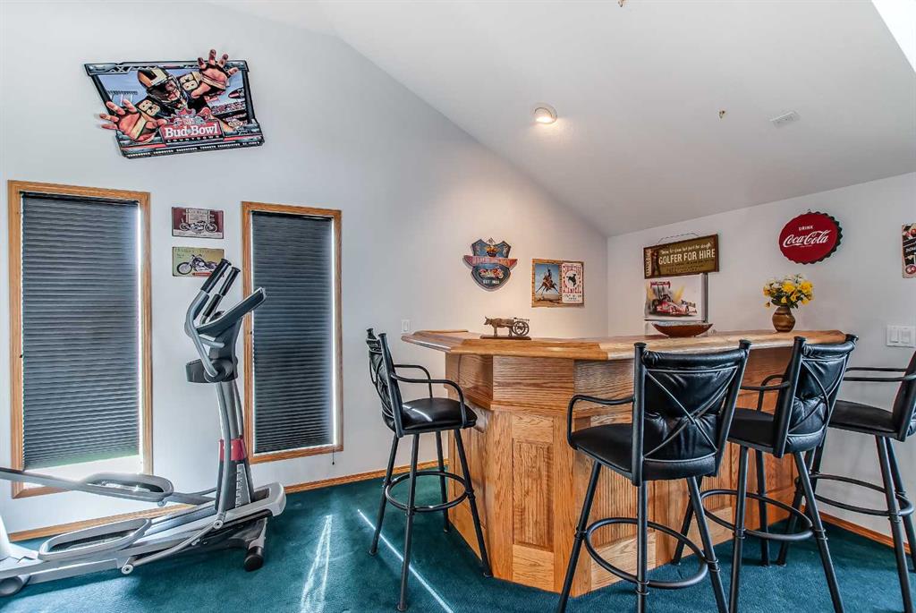 23 Chinook Place SW