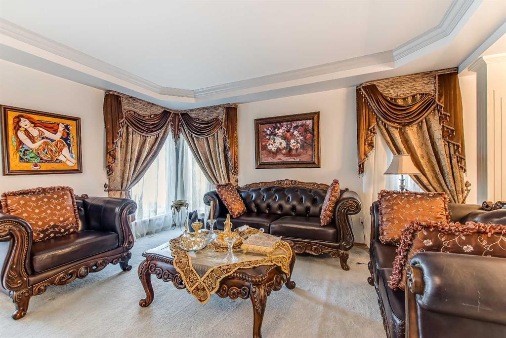 23 Chinook Place SW