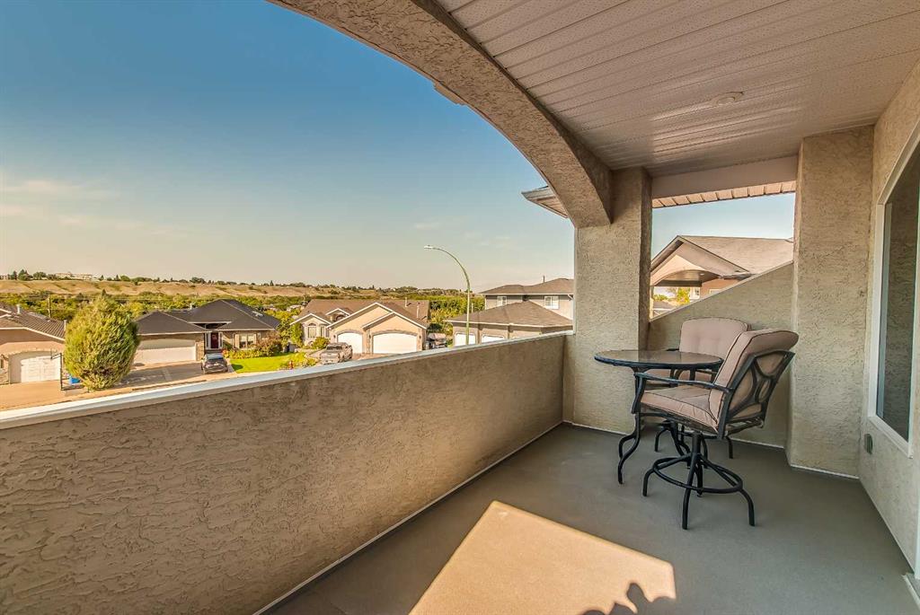 23 Chinook Place SW