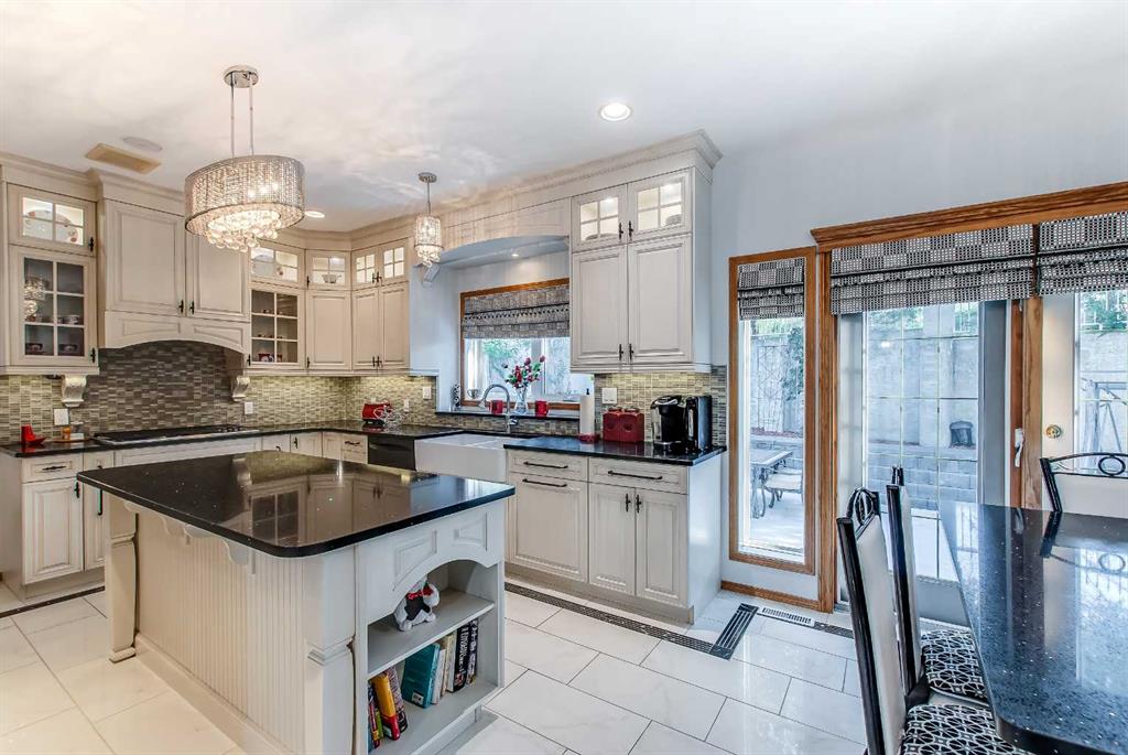 23 Chinook Place SW