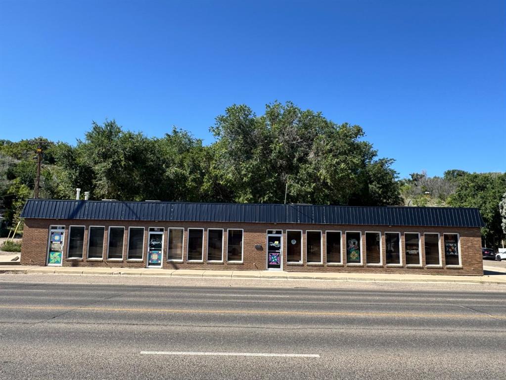 902 KINGSWAY Avenue Unit: 102