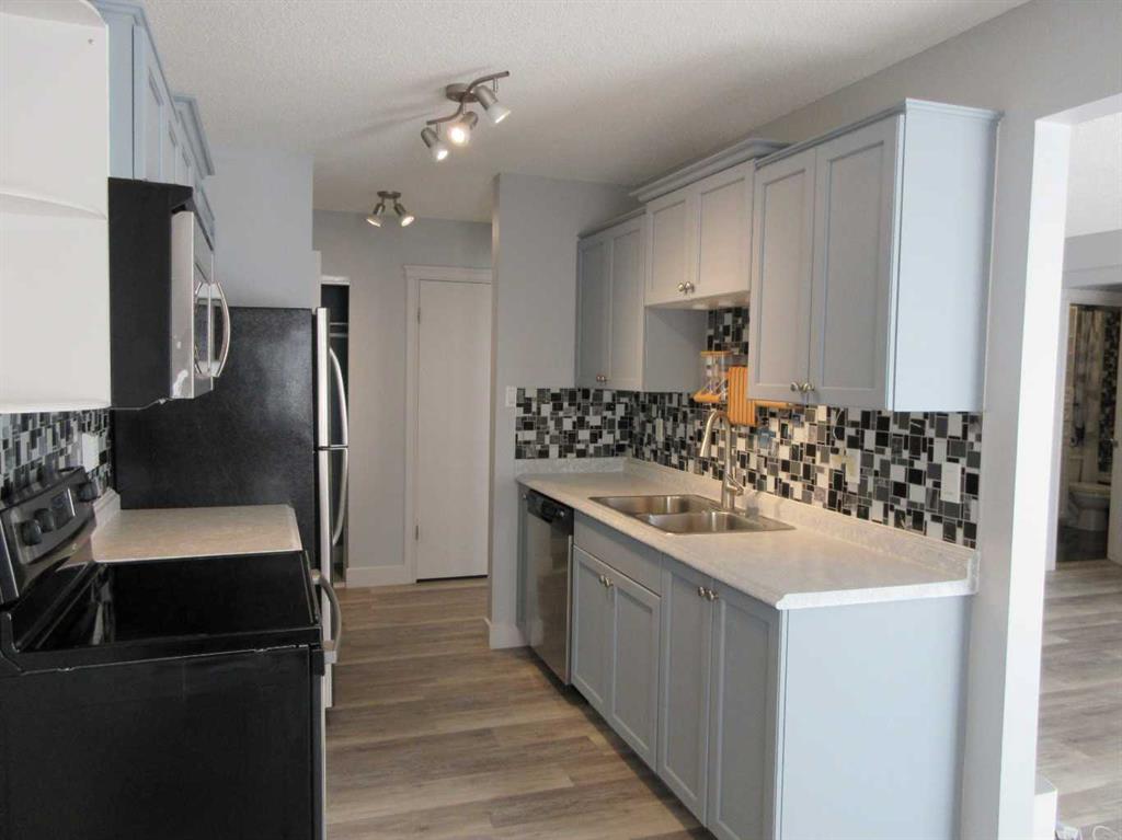 512 McCutcheon Drive NW Unit: 18