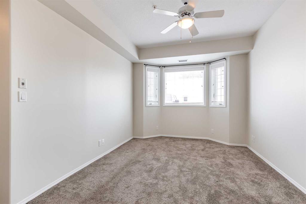 105 Main Street S Unit: 102