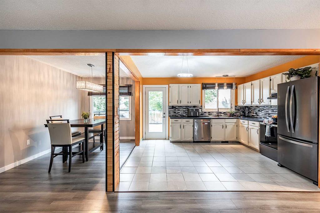 15 Ross Haven Avenue SE