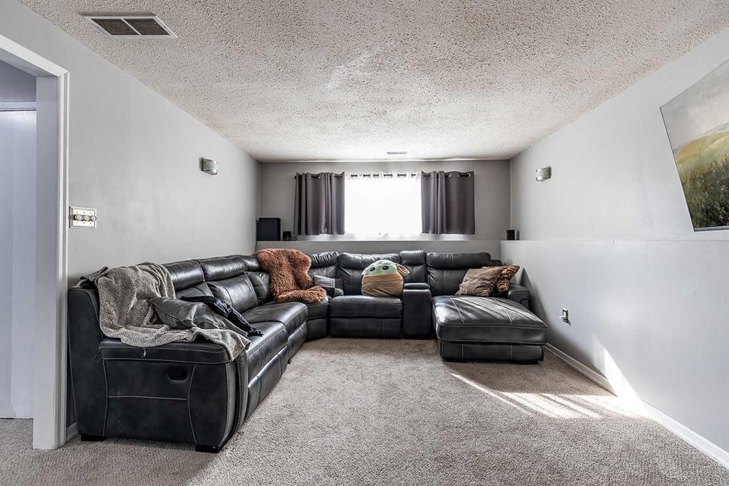 92 Smithson Street SE