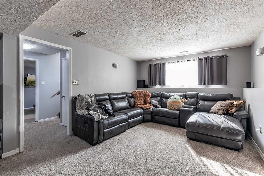 92 Smithson Street SE