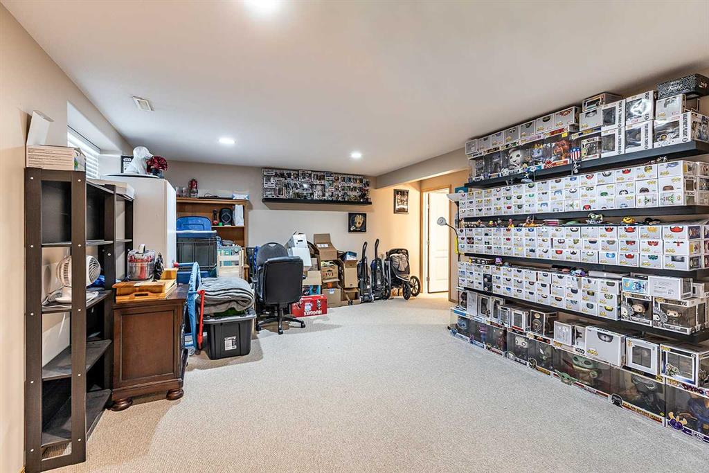 115 3 Street NE Unit: 1