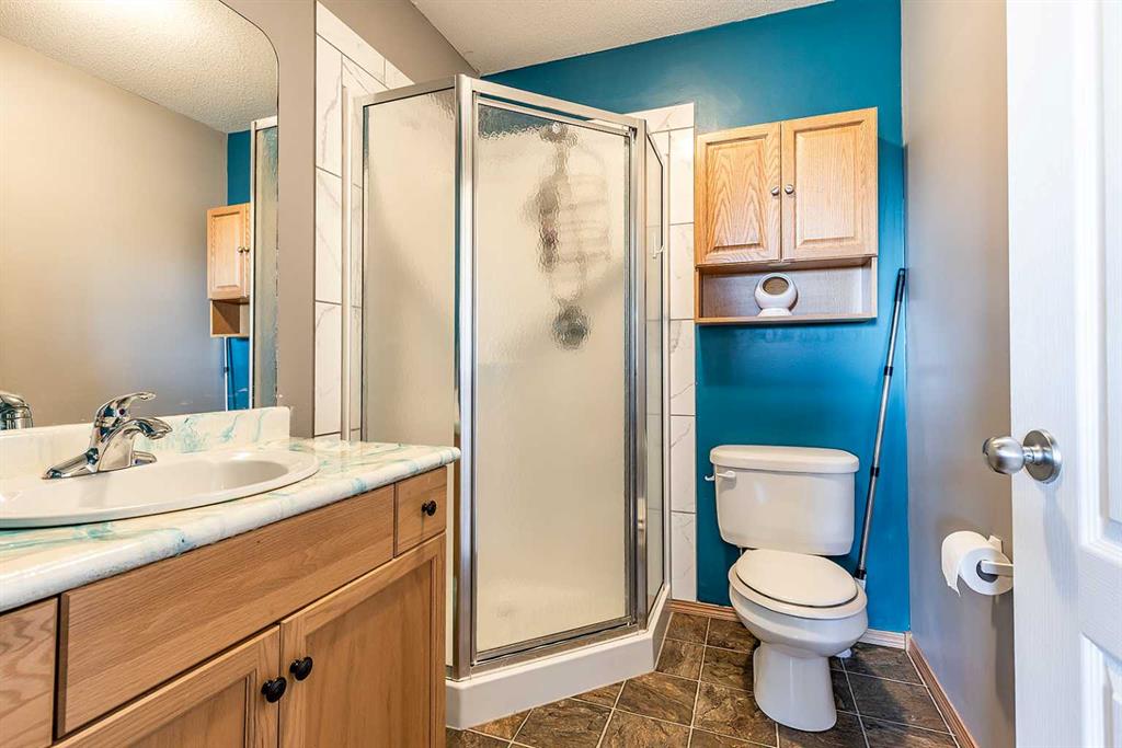 115 3 Street NE Unit: 1