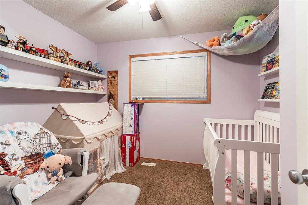 115 3 Street NE Unit: 1