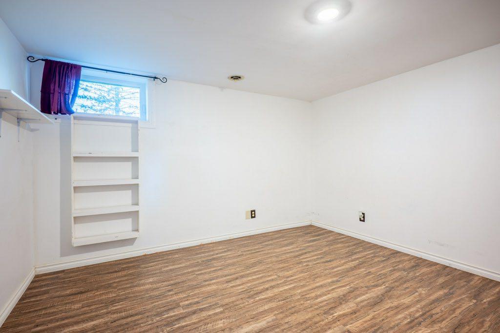 165037 HWY 875