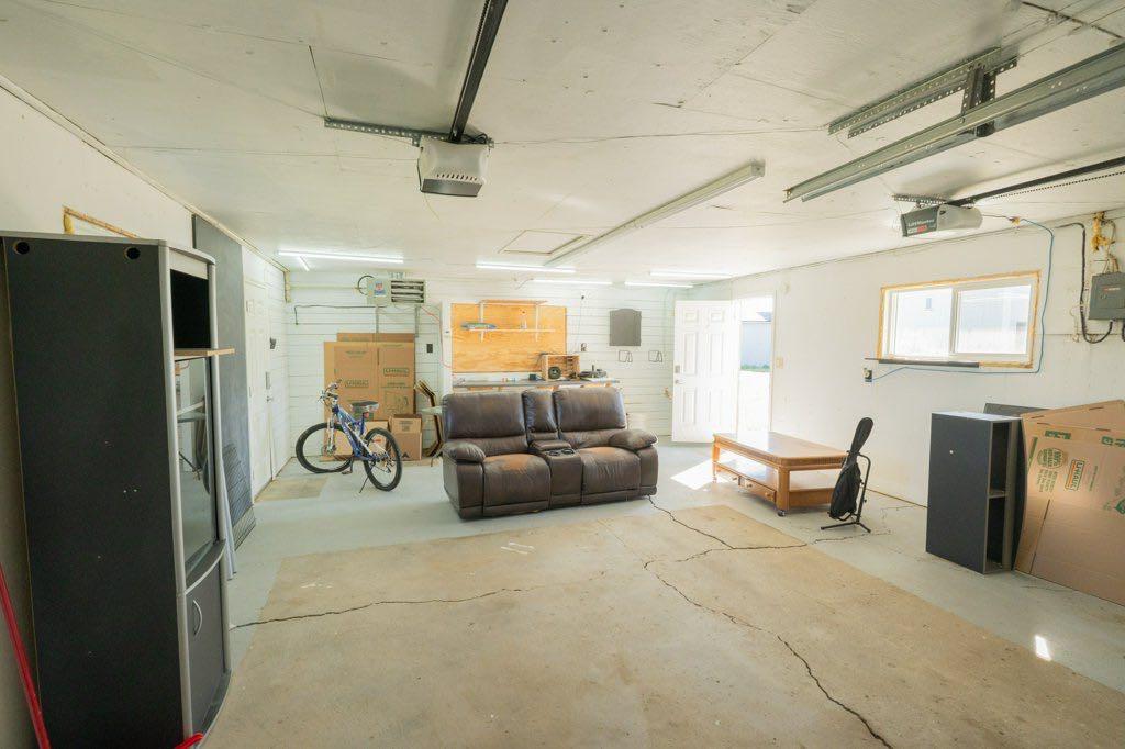 165037 HWY 875
