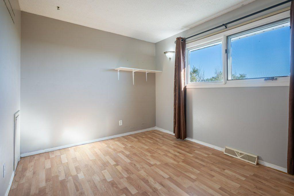 165037 HWY 875