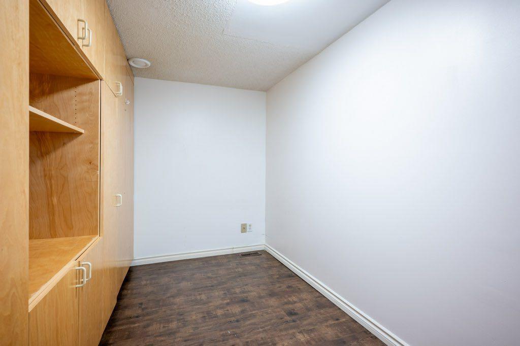 165037 HWY 875