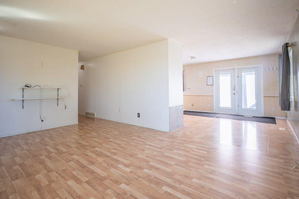 165037 HWY 875