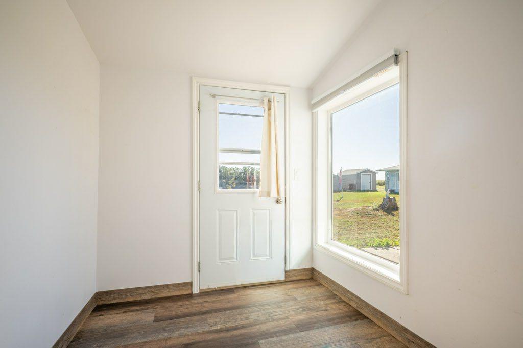 165037 HWY 875