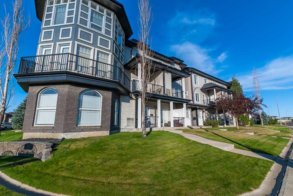298 Somerset Way SE Unit: 32