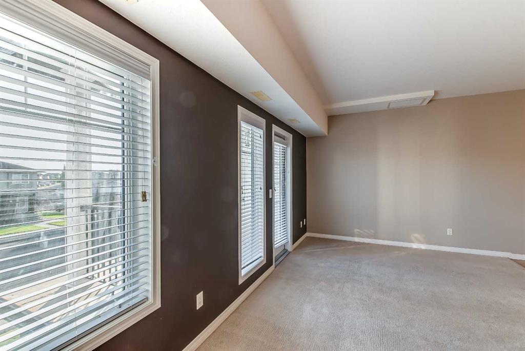 298 Somerset Way SE Unit: 32