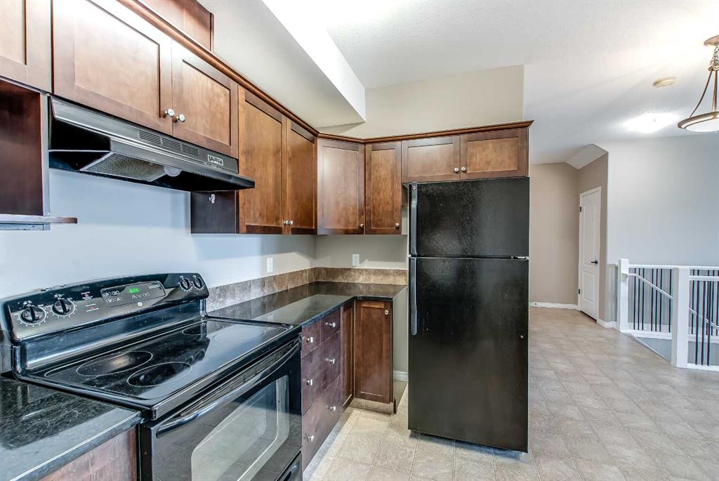 298 Somerset Way SE Unit: 32