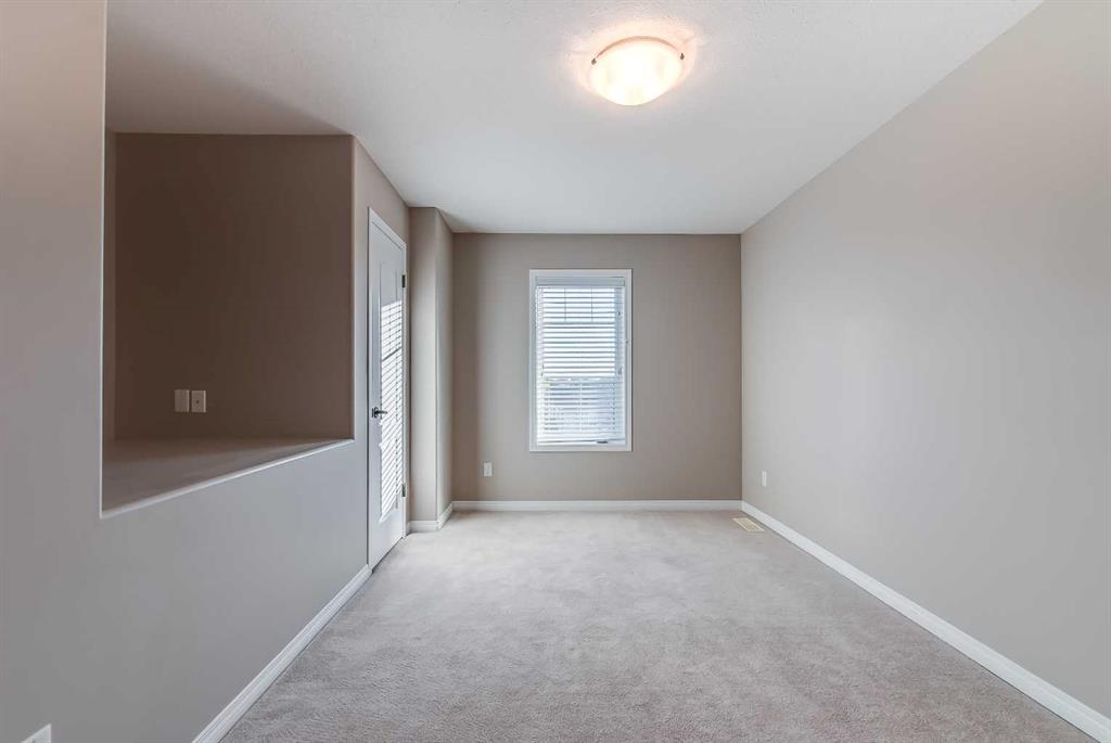 298 Somerset Way SE Unit: 32