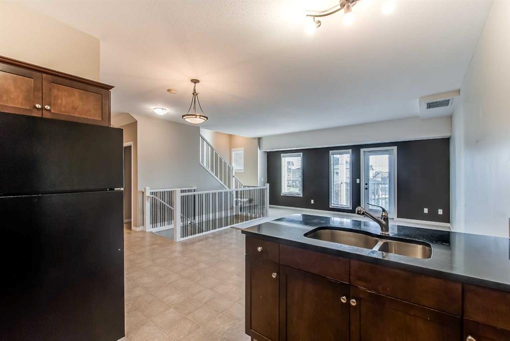 298 Somerset Way SE Unit: 32