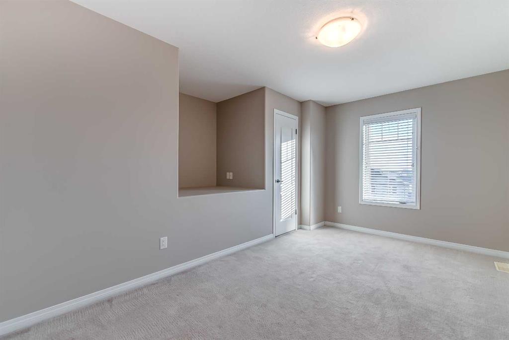 298 Somerset Way SE Unit: 32