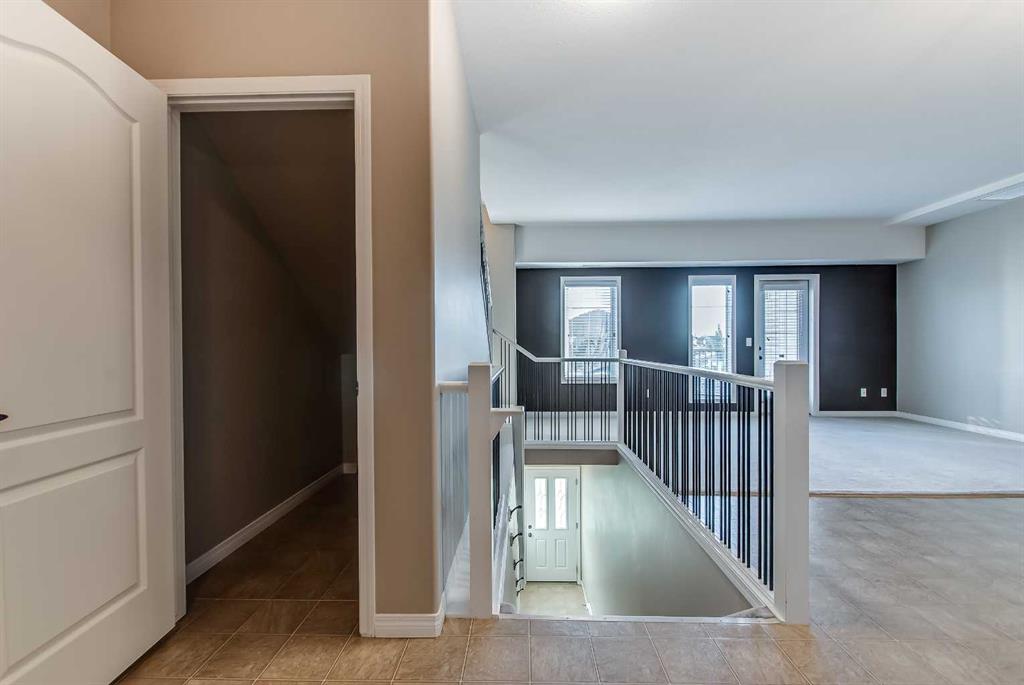 298 Somerset Way SE Unit: 32