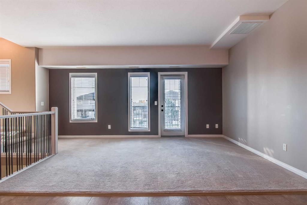 298 Somerset Way SE Unit: 32