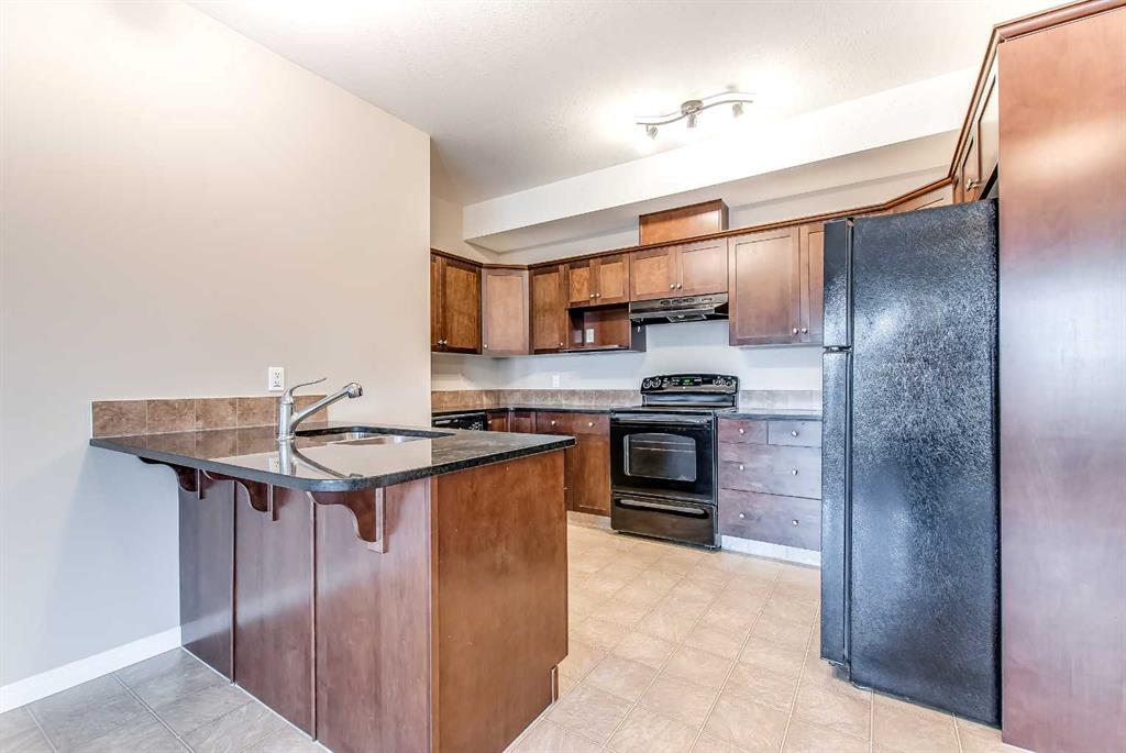 298 Somerset Way SE Unit: 32
