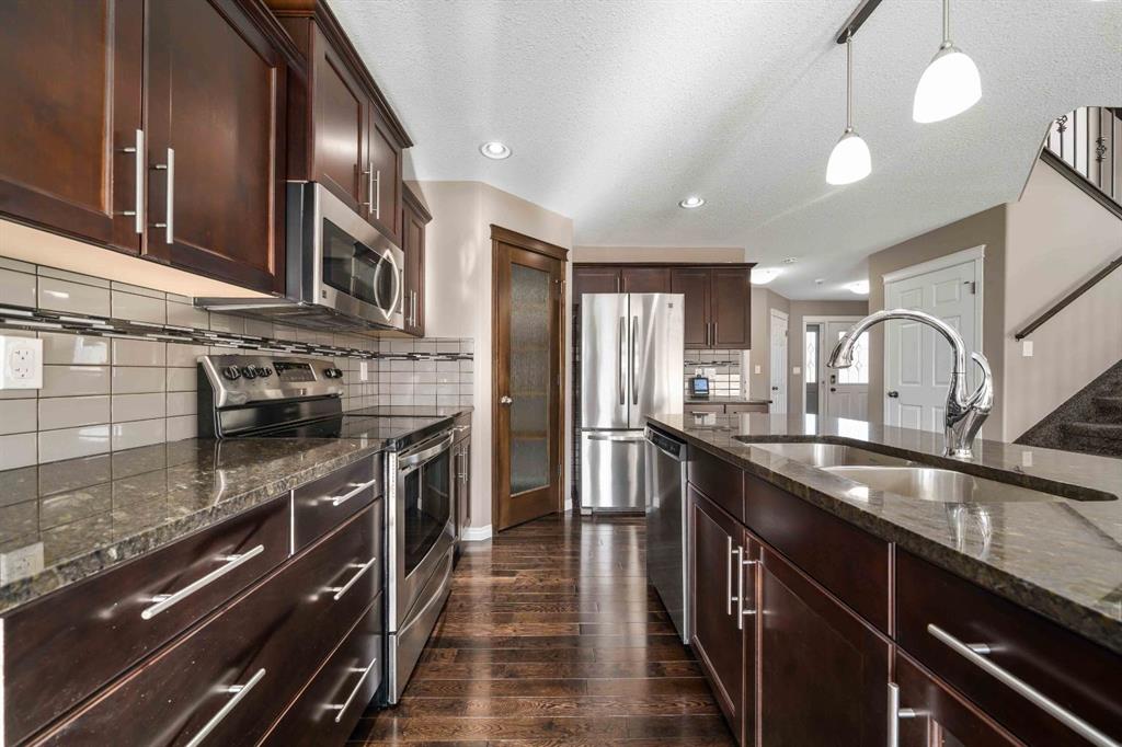 59 Somerside Way SE