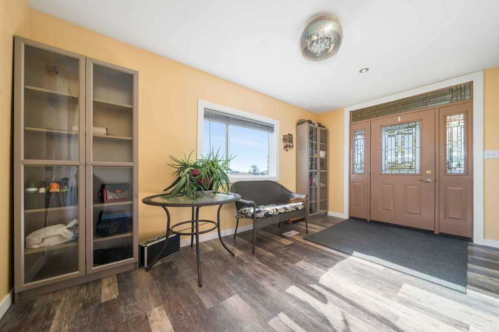 12323 Range Road 74