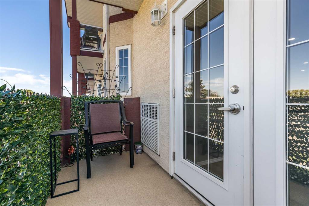 105 Main Street S Unit: 209