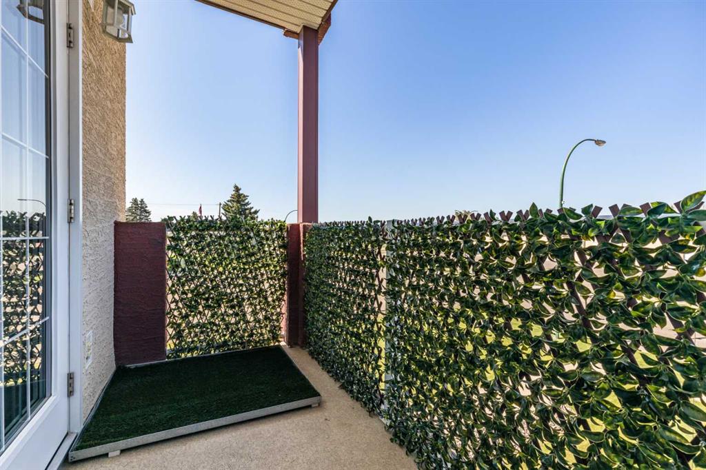 105 Main Street S Unit: 209