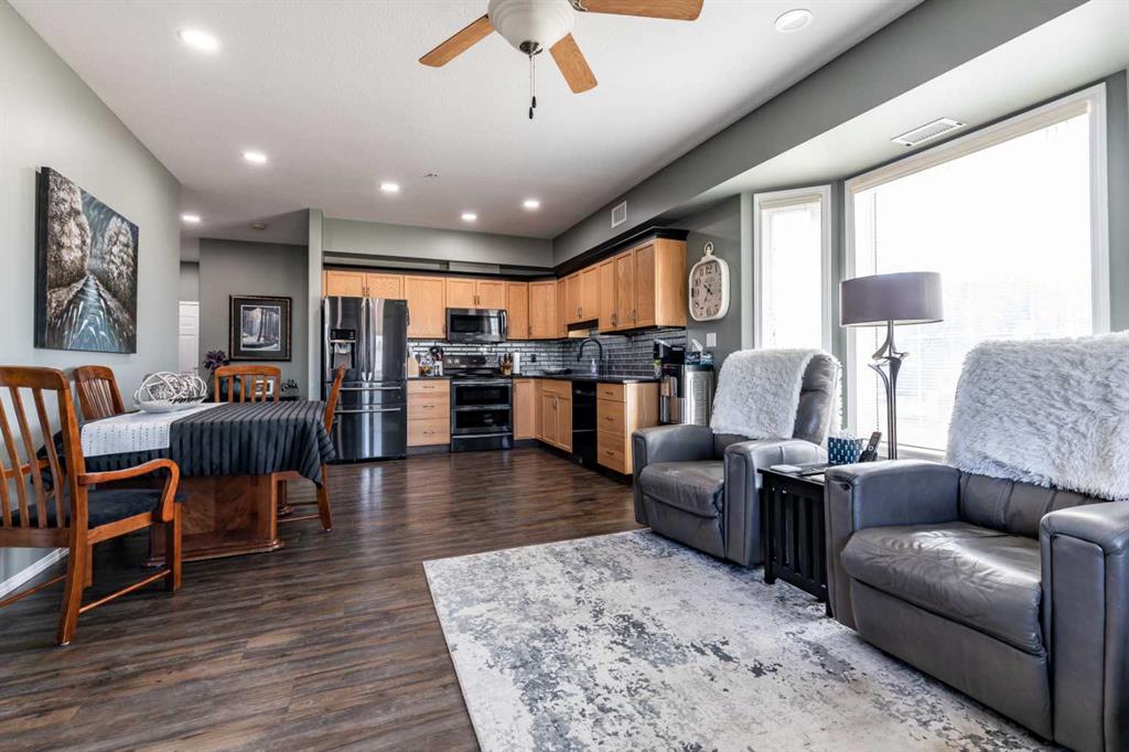 105 Main Street S Unit: 209