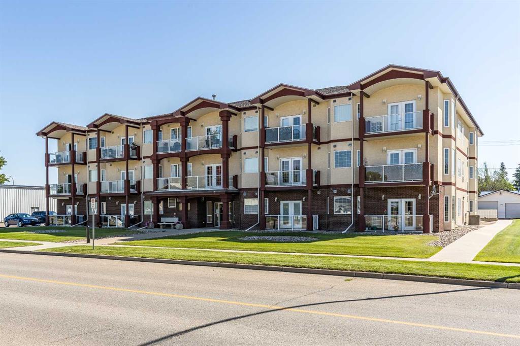 105 Main Street S Unit: 209